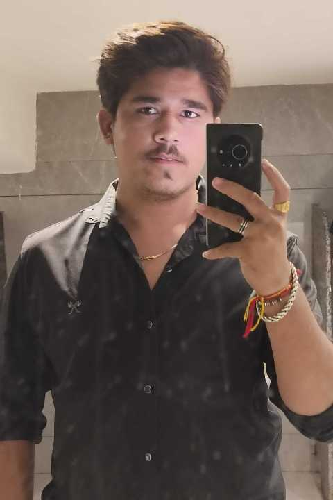Thakkar Dhruv